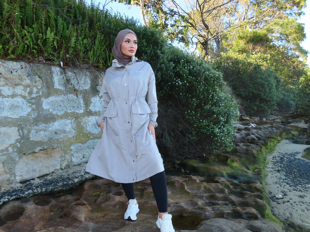 Windbreaker trench